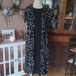 Elegant Black Leaf Print Midi Dress